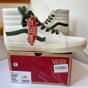 NWT Vans Sk8 Hi Leather Sneakers in Vintage Pop - Marshmallow Turtledove